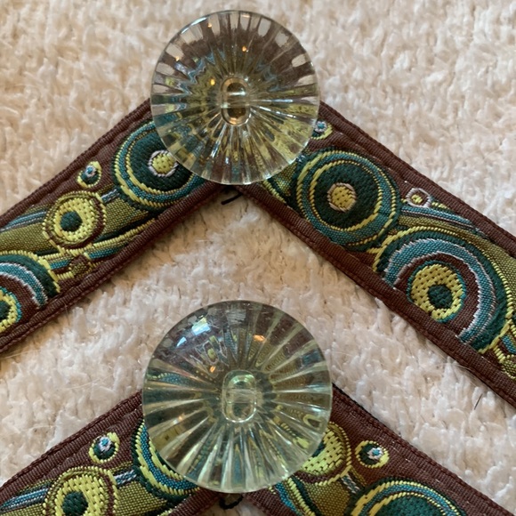 Gorgeous pair of SwitchFlops by Lindsay Phillips. BRAND NEW!  Size Medium. - Picture 3 of 3